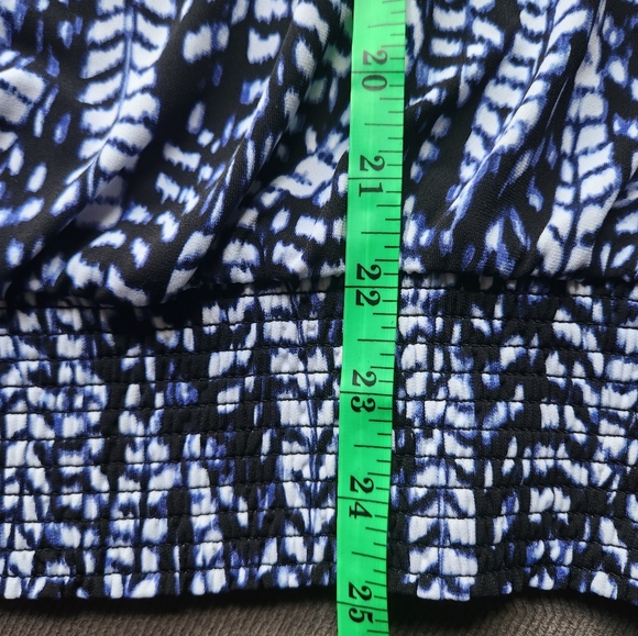 White House Black Market Blue, White, Black Tassel Tie Blouson Smock-Hem Top Lg - Picture 5 of 13